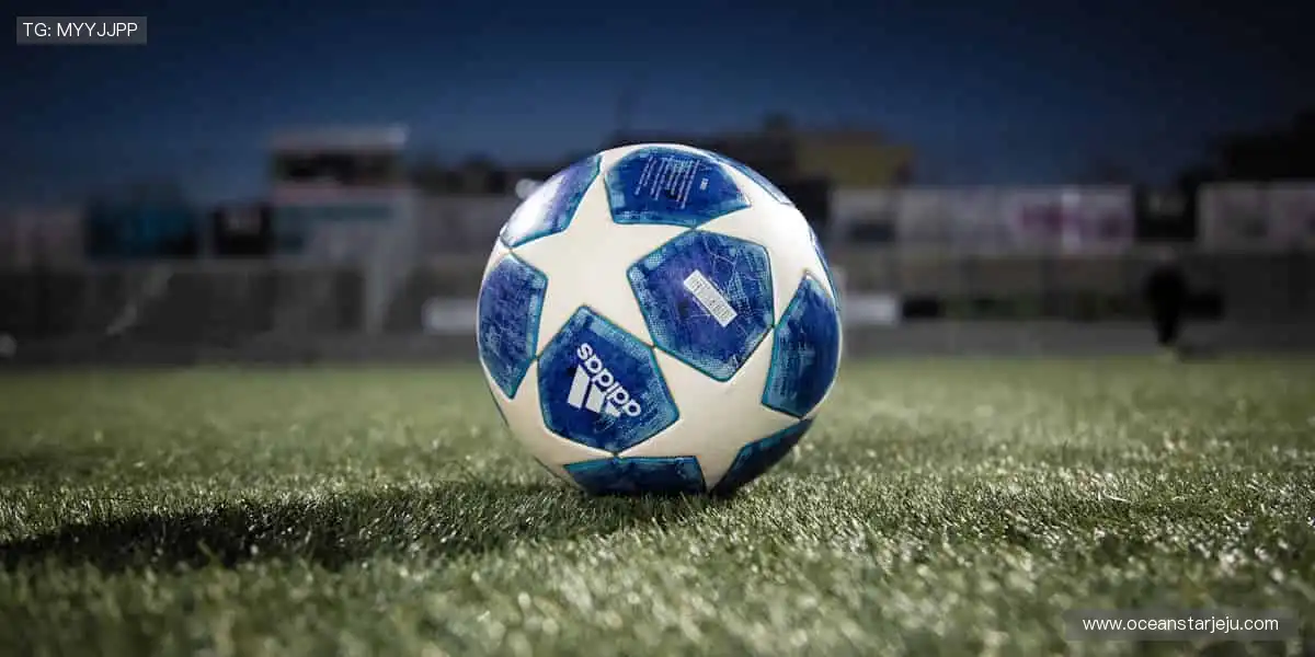 🎧官方正品周边直供，把赛场荣耀穿在身上！🏅